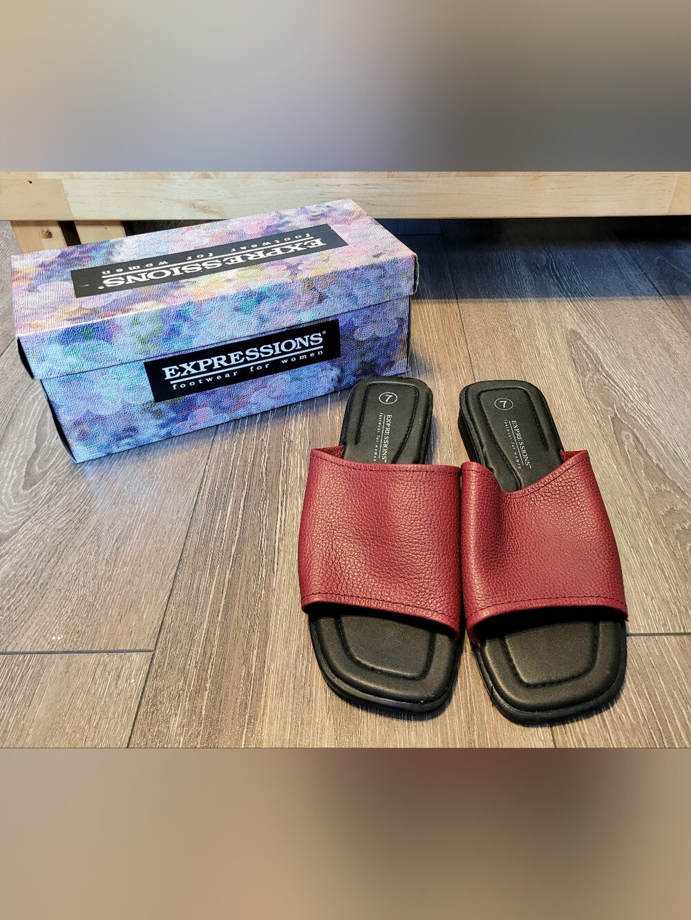 Expressions  Slide Sandals in Burgundy - EXPRESSIONS